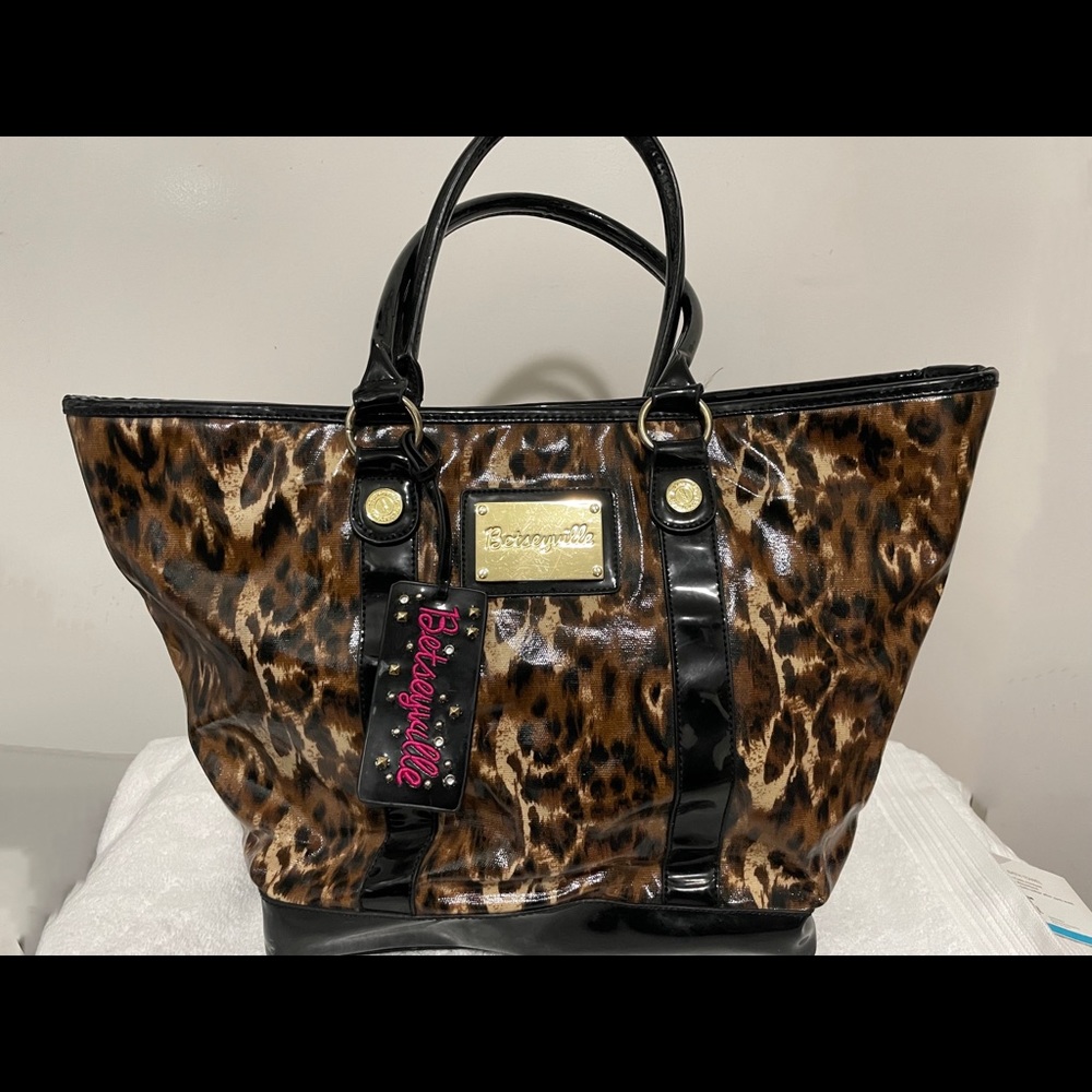 Betsey Johnson cheetah print weekender tote